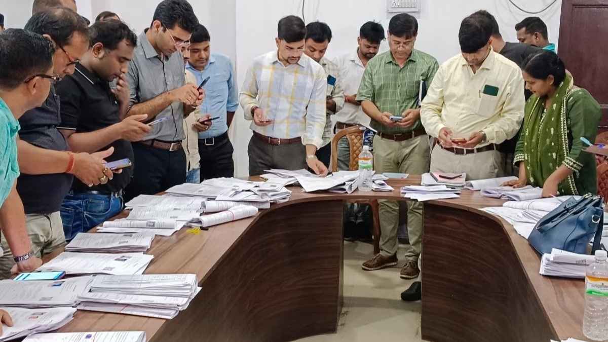 बिहार में वोटर लिस्ट पर हंगामा, 28,370 दावे-आपत्तियां मिलीं, लेकिन राजनीतिक दल खामोश
