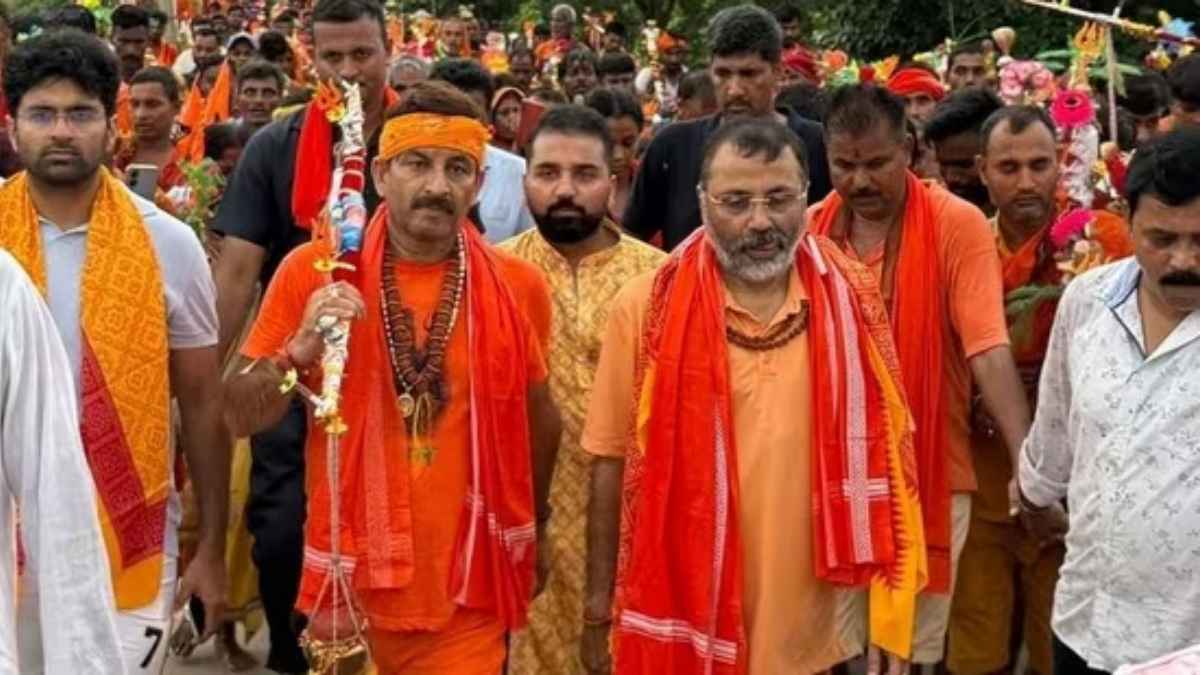 Controversy in Baba Baidyanath Temple: MPs accused of forcibly entering the sanctum sanctorum