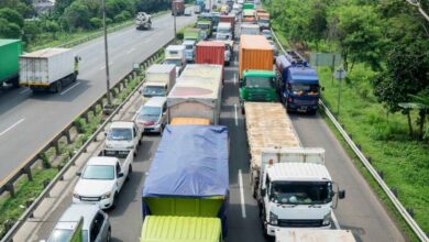 दिल्ली में स्वतंत्रता दिवस की सुरक्षा व्यवस्था ने बको लेकर ट्रैफिक डायवर्ट, इन जगहों पर भयंकर जाम दिल्ली में स्वतंत्रता दिवस की सुरक्षा व्यवस्था ने बको लेकर ट्रैफिक डायवर्ट, इन जगहों पर भयंकर जाम