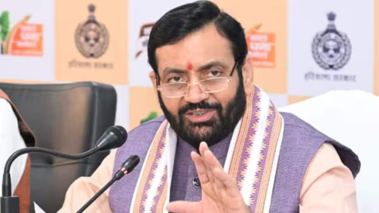 हरियाणा में डिजिटल युग की शुरुआत: कुरुक्षेत्र के बाबैन से सीएम नायब सिंह सैनी ने की प्रदेश की पहली पेपरलेस रजिस्ट्री लॉन्च हरियाणा में डिजिटल युग की शुरुआत: कुरुक्षेत्र के बाबैन से सीएम नायब सिंह सैनी ने की प्रदेश की पहली पेपरलेस रजिस्ट्री लॉन्च