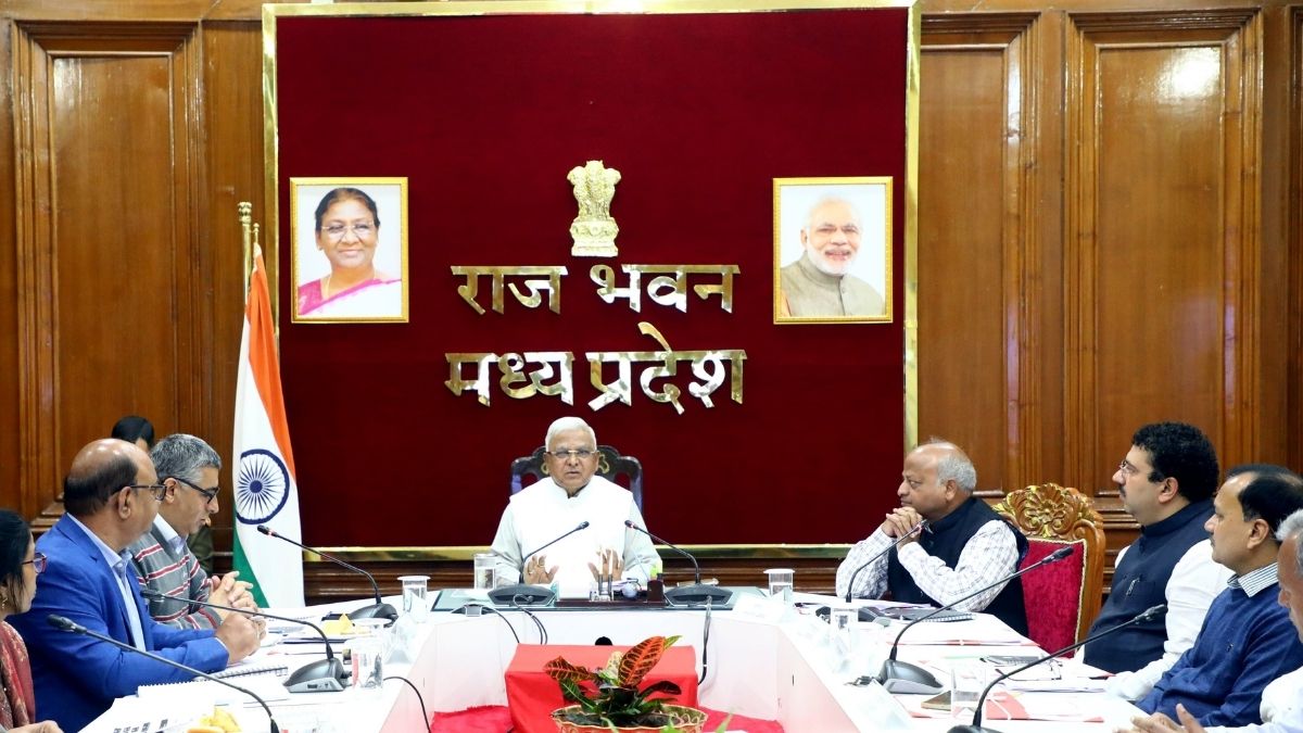 मध्य प्रदेश के ग्रामीण हितग्राहियों को मिले दवा, बिजली की जरूरी सुविधा: राज्यपाल मंगुभाई पटेल मध्य प्रदेश के ग्रामीण हितग्राहियों को मिले दवा, बिजली की जरूरी सुविधा: राज्यपाल मंगुभाई पटेल