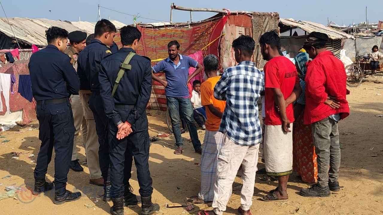 रेवाड़ी पुलिस का रोहिंग्या व बंगलादेशी घुसपैठियों की तलाश का अभियान रेवाड़ी पुलिस का रोहिंग्या व बंगलादेशी घुसपैठियों की तलाश का अभियान