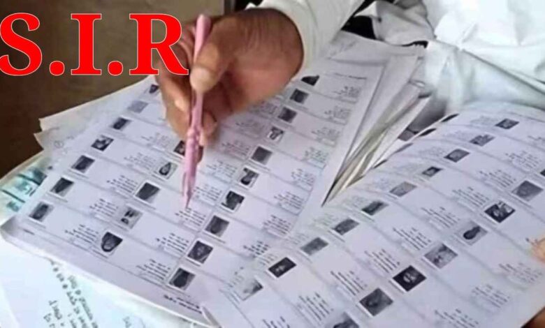 असम चुनाव से पहले बड़ा एक्शन: वोटर लिस्ट से 10.56 लाख नाम हटे, क्या बदलेगा समीकरण?