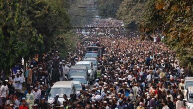 ढाका हत्याकांड में बड़ा खुलासा: दो मुख्य आरोपी भारत में छिपे? 218 करोड़ की चेक ने बढ़ाई साज़िश की गुत्थी ढाका हत्याकांड में बड़ा खुलासा: दो मुख्य आरोपी भारत में छिपे? 218 करोड़ की चेक ने बढ़ाई साज़िश की गुत्थी