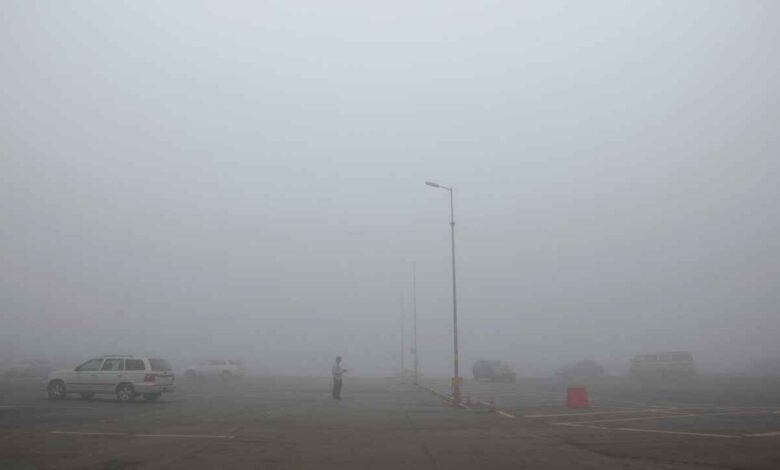 उत्तर भारत में घने कोहरे का असर: उड़ानों में देरी, AAI की एडवाइजरी, कई राज्यों में ऑरेंज अलर्ट